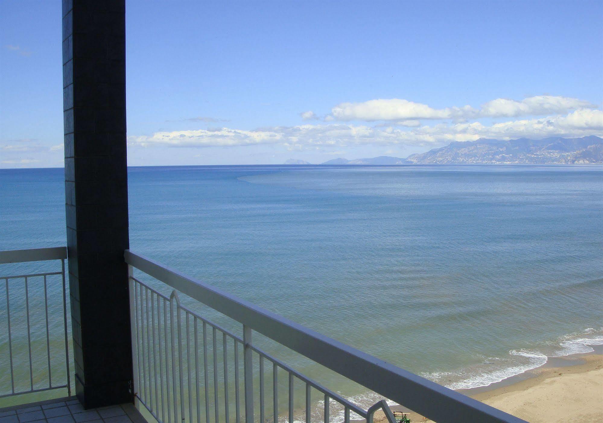 Albergo Riviera Spineta Battipaglia Exterior photo